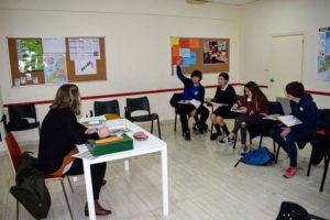 clases de inglés para jóvenes de 13 a 15 años foto