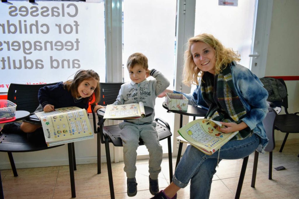 clases de inglés para niños de 5 a 6 años foto