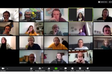 Los profesores se reúnen online!